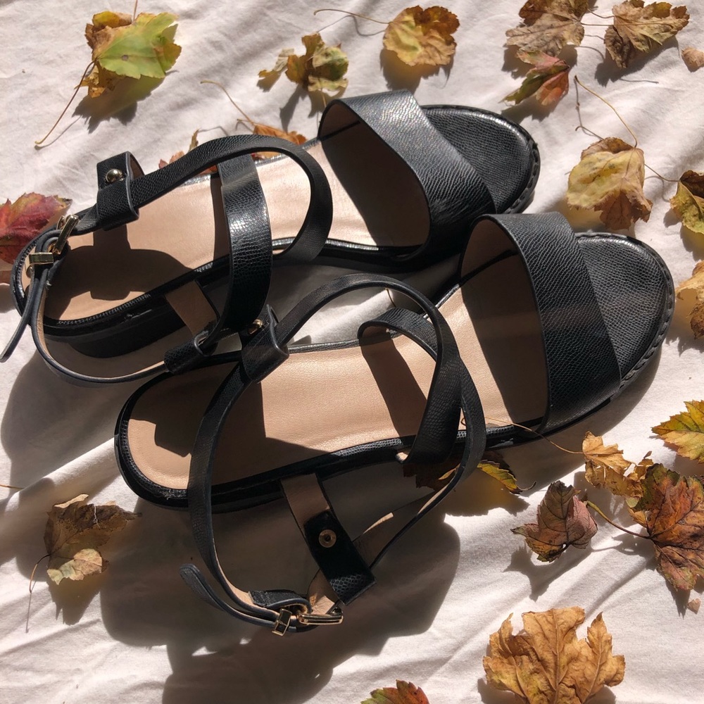 Topshop Black Snakeskin Sandals! Size 7.5 US/38 EU